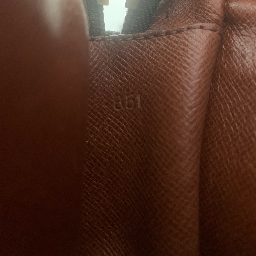 Vintage Louis Vuitton Crossbody Bag - Picture 8 of 14